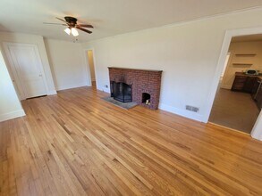 17 Perrin St in Greenville, SC - Building Photo - Building Photo