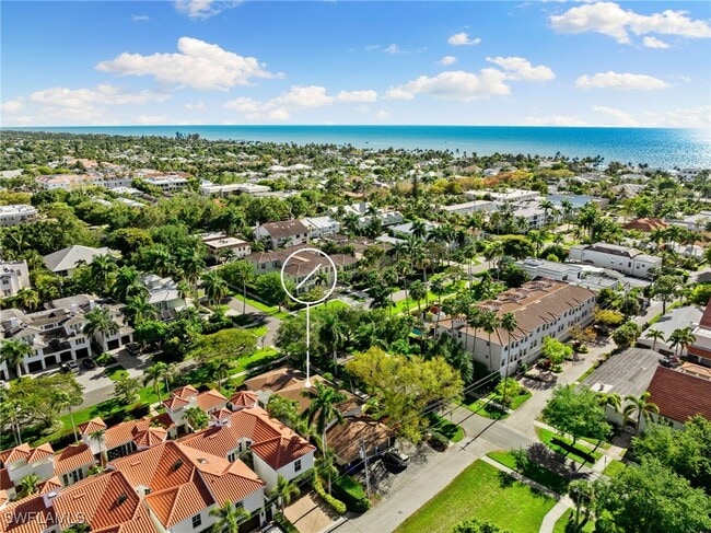 185 4th St S in Naples, FL - Building Photo - Building Photo