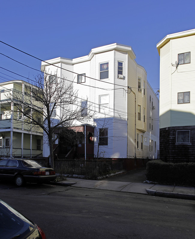 110-112 Thornton St in Revere, MA - Building Photo - Building Photo