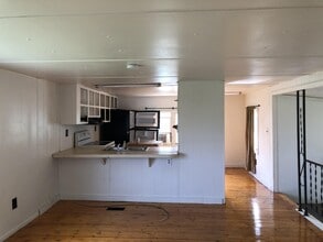 6118 S Kilackey Rd in Sault Ste. Marie, MI - Building Photo - Building Photo