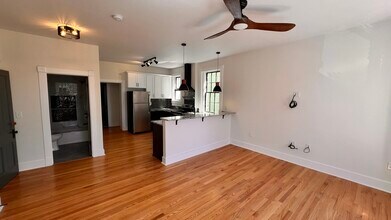 105 E Church St in Frederick, MD - Building Photo - Building Photo