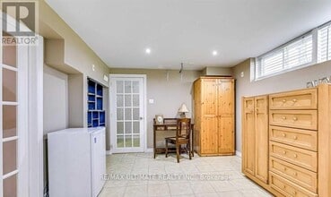 1209 Sixth Line in Oakville, ON - Building Photo - Building Photo