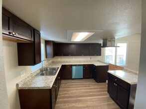 622 N Palm Ave in Fresno, CA - Building Photo - Building Photo