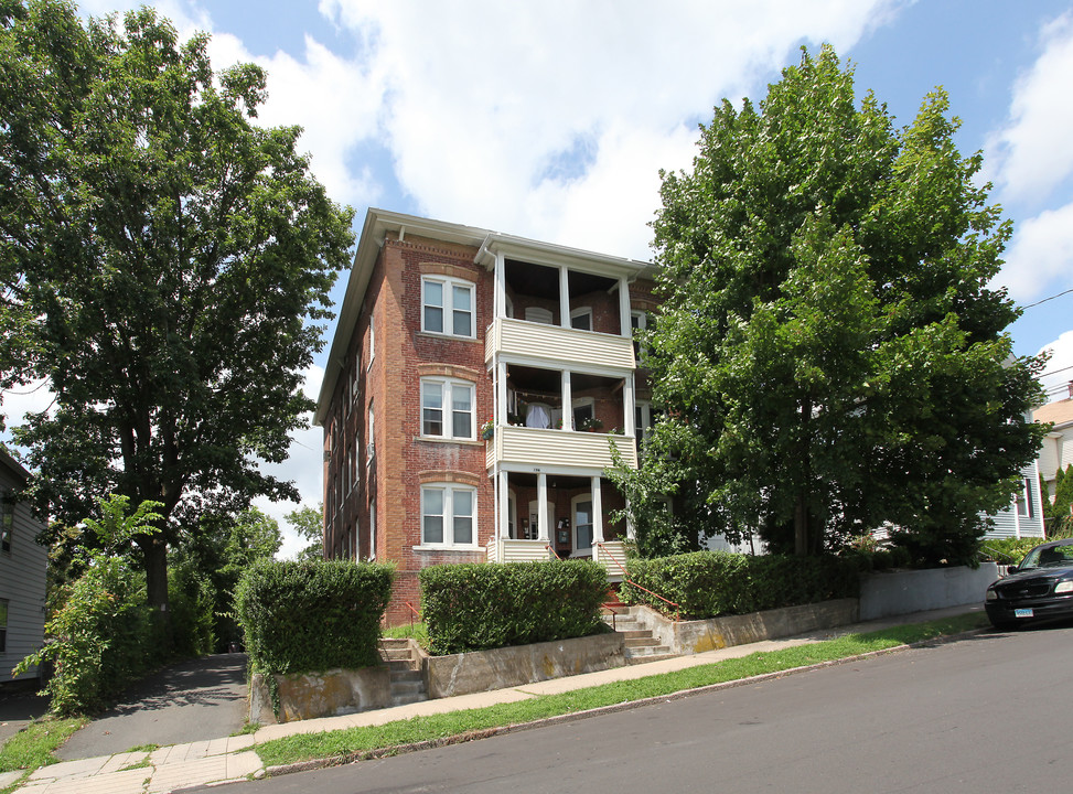 194-196 Curtis St in New Britain, CT - Foto de edificio