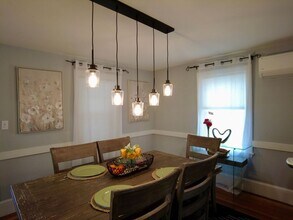 80 Mauran St in Cranston, RI - Building Photo - Building Photo