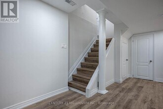 321 Howard Crescent in Orangeville, ON - Building Photo - Building Photo