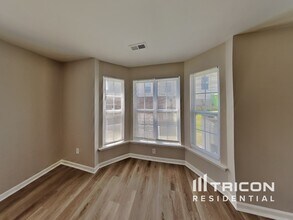 1325 Rushing Creek Pkwy in Raleigh, NC - Building Photo - Building Photo
