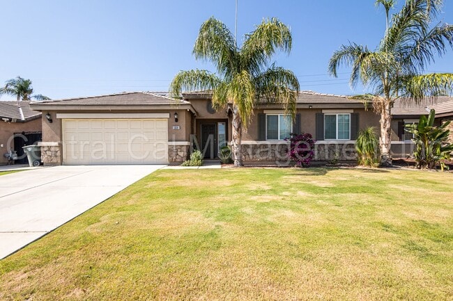 12318 Maclure Dr in Bakersfield, CA - Building Photo - Building Photo