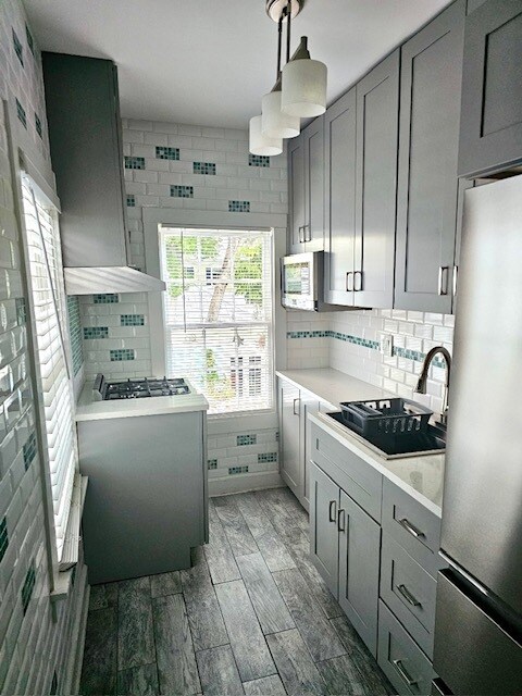 901 White St, Unit 2 in Key West, FL - Building Photo
