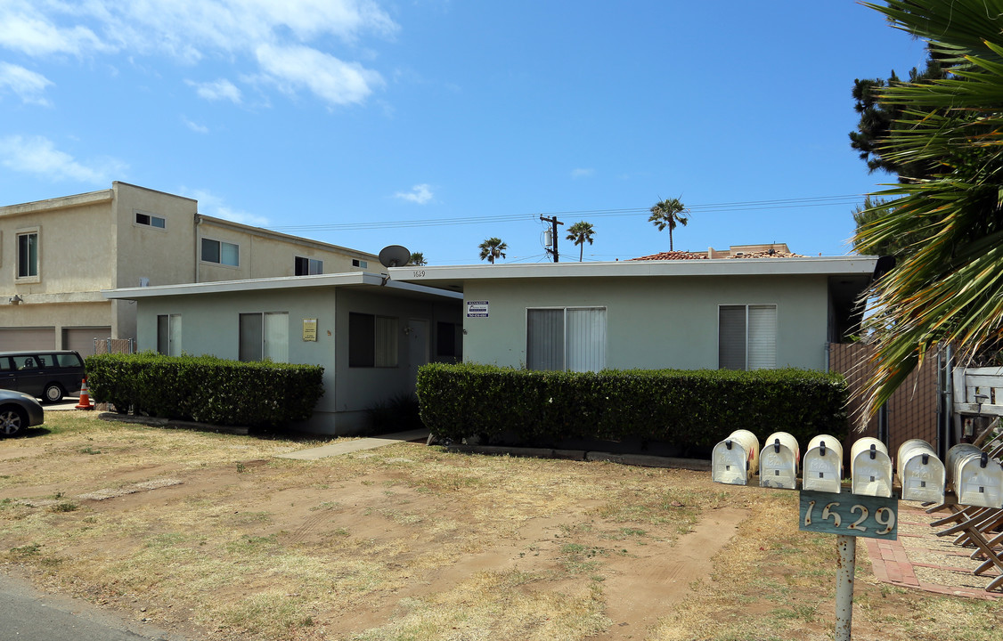 1629 S Myers St in Oceanside, CA - Building Photo