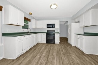 13987 Wakefield Pl in Fishers, IN - Building Photo - Building Photo