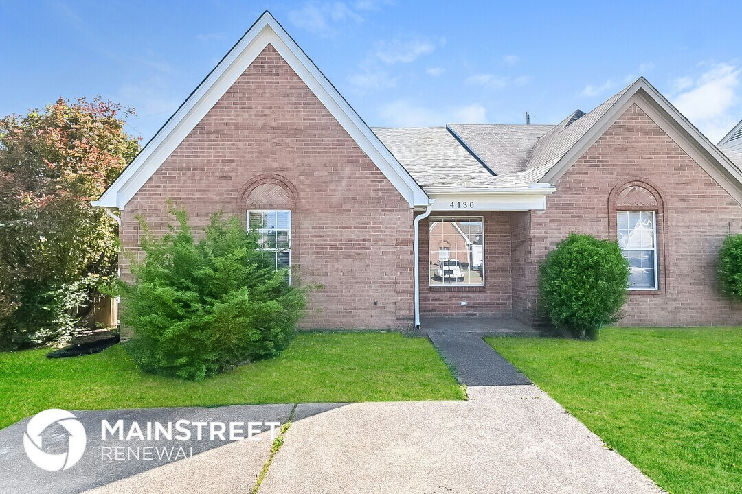 4130 Meadow Chase Cove in Memphis, TN - Building Photo