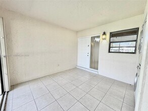 8632 NW 34th Pl in Sunrise, FL - Building Photo - Building Photo