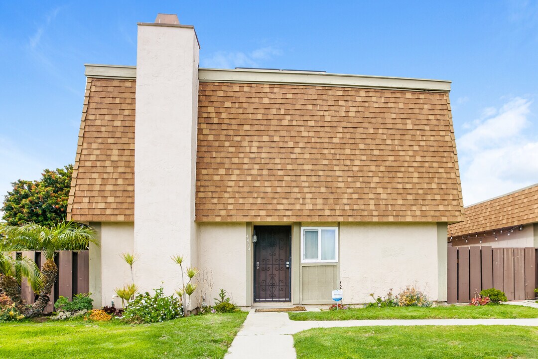 4454 Anne Sladon St in Oceanside, CA - Building Photo