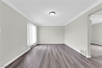 6309 Archmere Ave in Brooklyn, OH - Building Photo - Building Photo