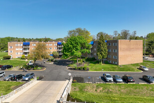 Stonebridge Condominiums Apartments