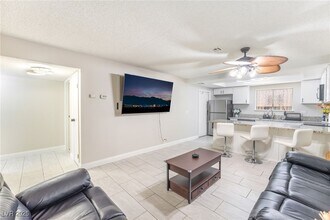 4441 Rich Dr in Las Vegas, NV - Building Photo - Building Photo