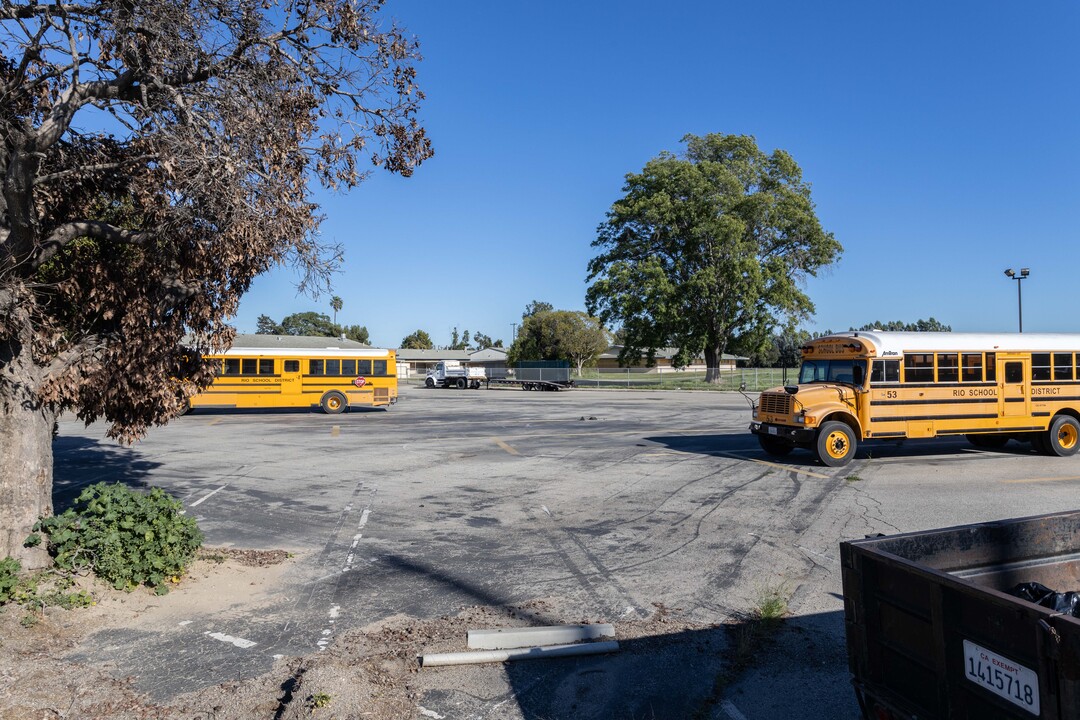 Rio Urbana in Oxnard, CA - Building Photo