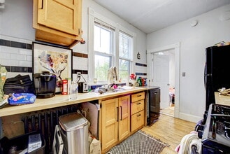 3113 Harriet Ave, Unit # 1 in Minneapolis, MN - Building Photo - Building Photo