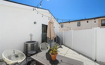 528 Penn St in El Segundo, CA - Building Photo - Building Photo