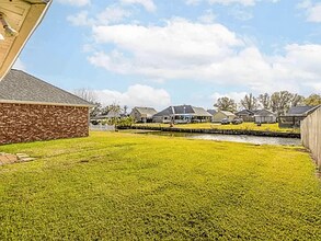 215 Ciera Dr in Houma, LA - Building Photo - Building Photo