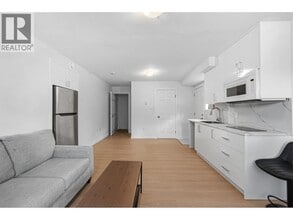 3xxx St Andrews Ave in North Vancouver, BC - Building Photo - Building Photo