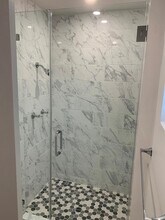 12244 Magnolia Blvd, Unit 1 in Valley Village, CA - Foto de edificio - Building Photo