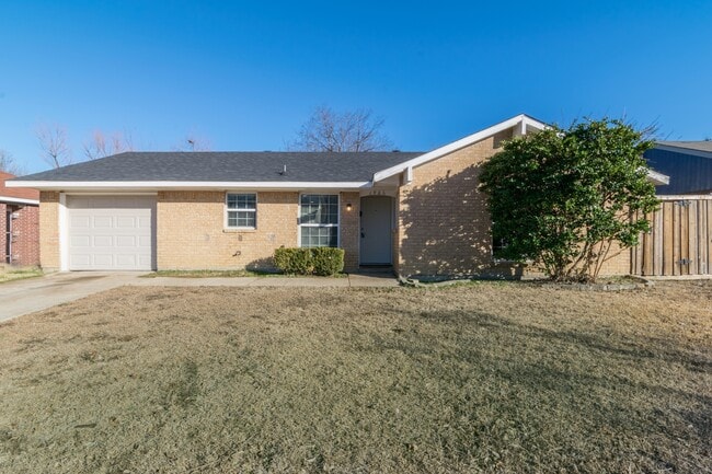 property at 1906 Curtis Dr