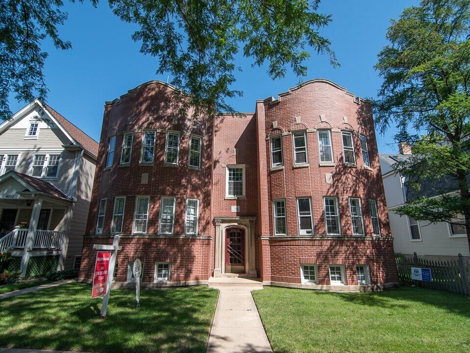 4048 W Patterson Ave, Unit 1 in Chicago, IL - Building Photo