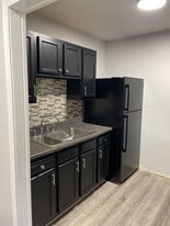 380 Main Cross St in Charlestown, IN - Building Photo