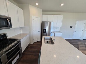 12328 E 100th Ave in Commerce City, CO - Building Photo - Building Photo