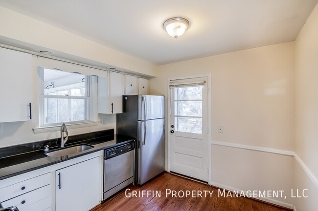 5405 San Juan Dr in Clinton, MD - Building Photo - Building Photo