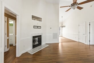 726 Addington Dr in Winterville, NC - Building Photo - Building Photo