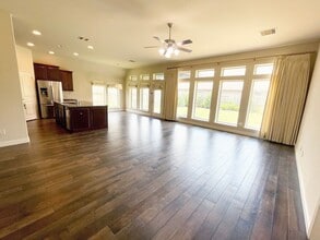 2302 Lost Bridge Ln in Pearland, TX - Building Photo - Building Photo