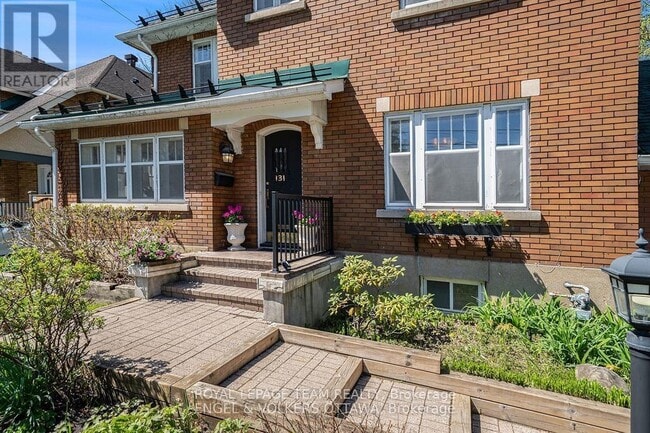 property at 131 Acacia Ave