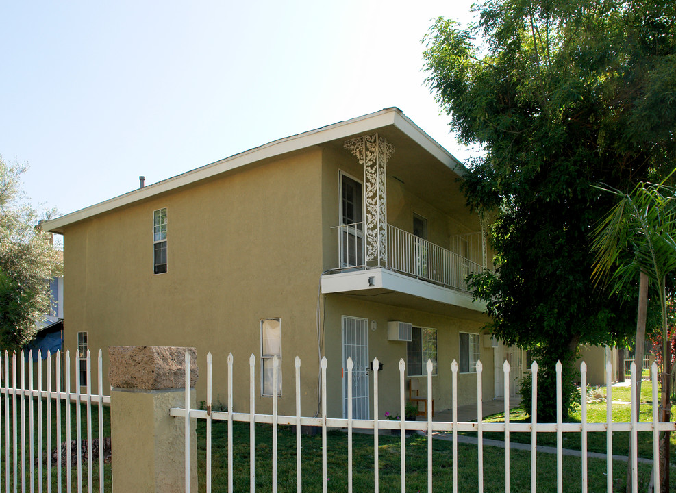 1849 E Rosewood Ct in Ontario, CA - Building Photo