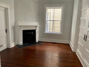 534 E Bolton St in Savannah, GA - Foto de edificio - Building Photo