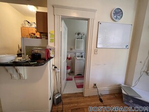 16 Queensberry St in Boston, MA - Building Photo - Building Photo
