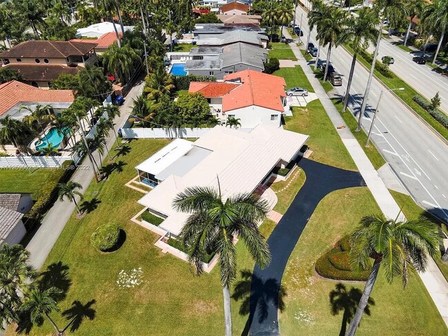 1200 Hollywood Blvd in Hollywood, FL - Building Photo - Building Photo