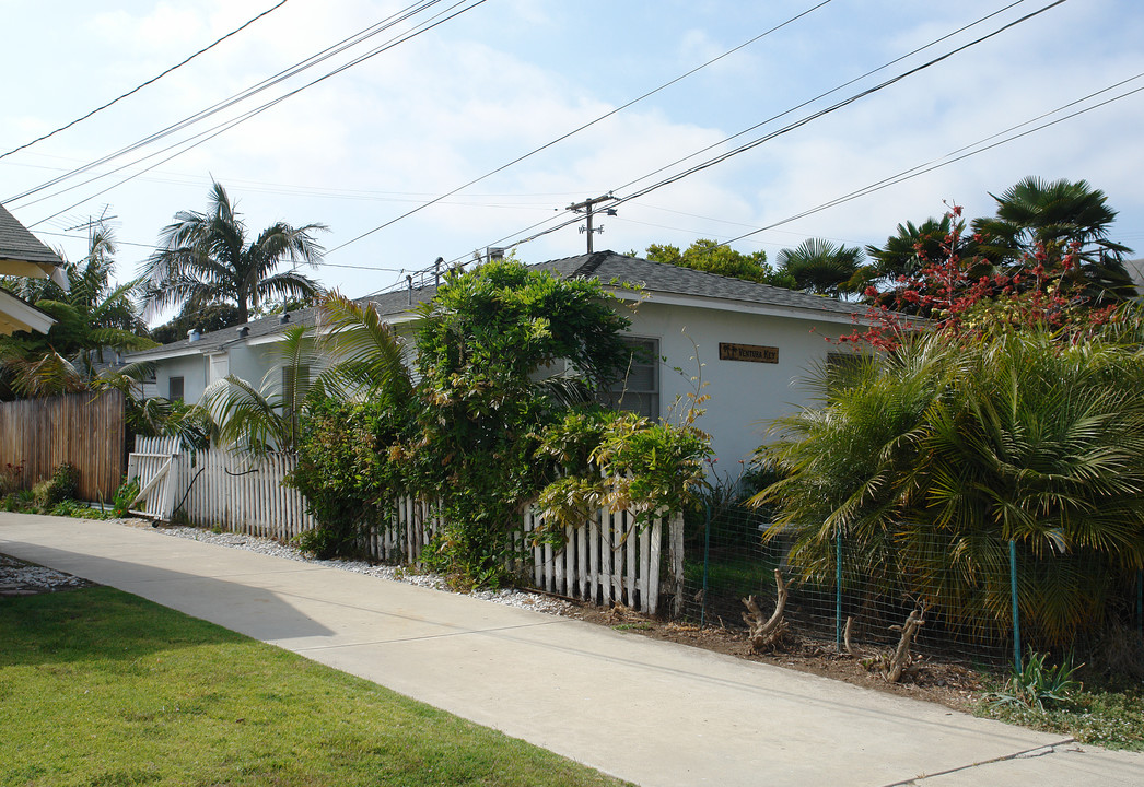 61-65 S Santa Rosa St in Ventura, CA - Building Photo