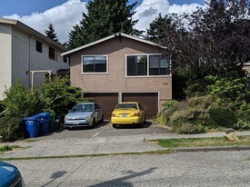 518 NE 85th St in Seattle, WA - Building Photo