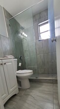 703 124th Street Gulf in Marathon, FL - Foto de edificio - Building Photo
