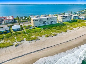 3221 S Atlantic Ave in Cocoa Beach, FL - Building Photo - Building Photo