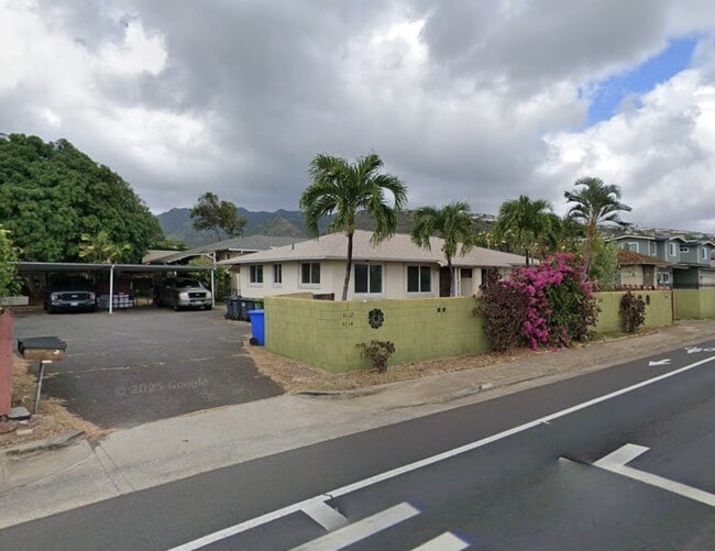 property at 5114 Kalanianaole Hwy