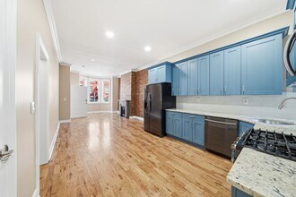 37 Astor Pl in Jersey City, NJ - Building Photo - Building Photo