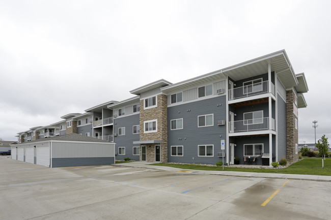 West Lake II Apartments in West Fargo, ND - Building Photo - Building Photo