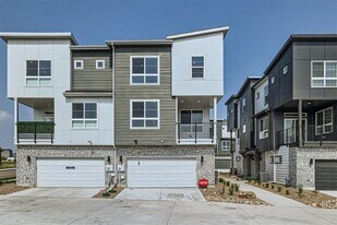 10663 Columbite Hts in Colorado Springs, CO - Building Photo