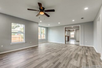 259 Drake Ave in San Antonio, TX - Building Photo - Building Photo