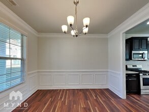 7377 Birchshire Dr in Raleigh, NC - Foto de edificio - Building Photo