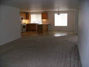 3412 W Mariner Ln in Moses Lake, WA - Building Photo - Building Photo